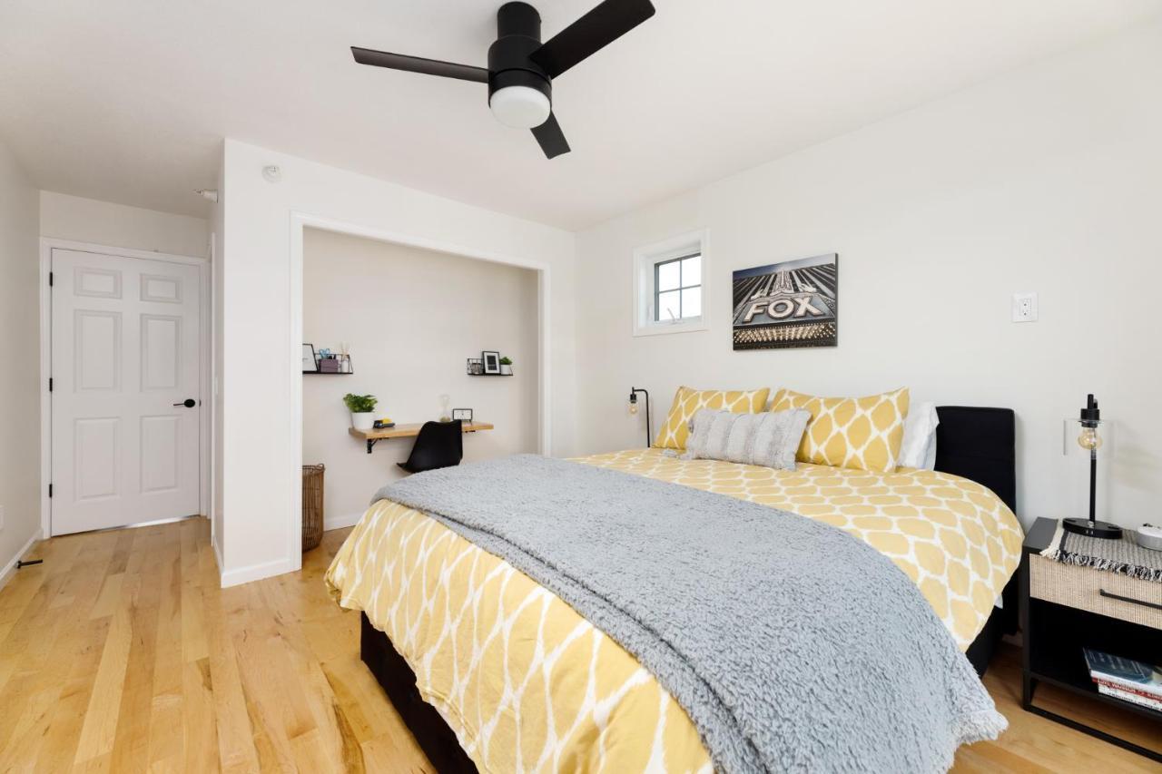 Midtown Modern - Urban Condo Walkable To Bars And Beach Traverse City Exteriér fotografie